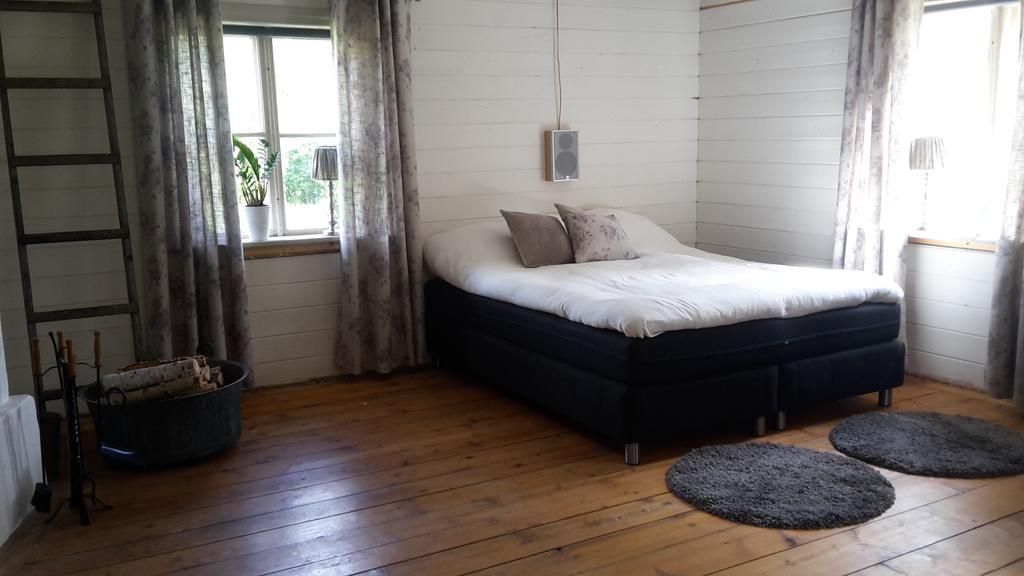 Villa Bjaerkeryd Soedergard Bed & Stable Kisa Esterno foto